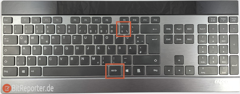 Tastenkombination Backslash umgedrehter Schrägstrich auf der Tastatur markiert